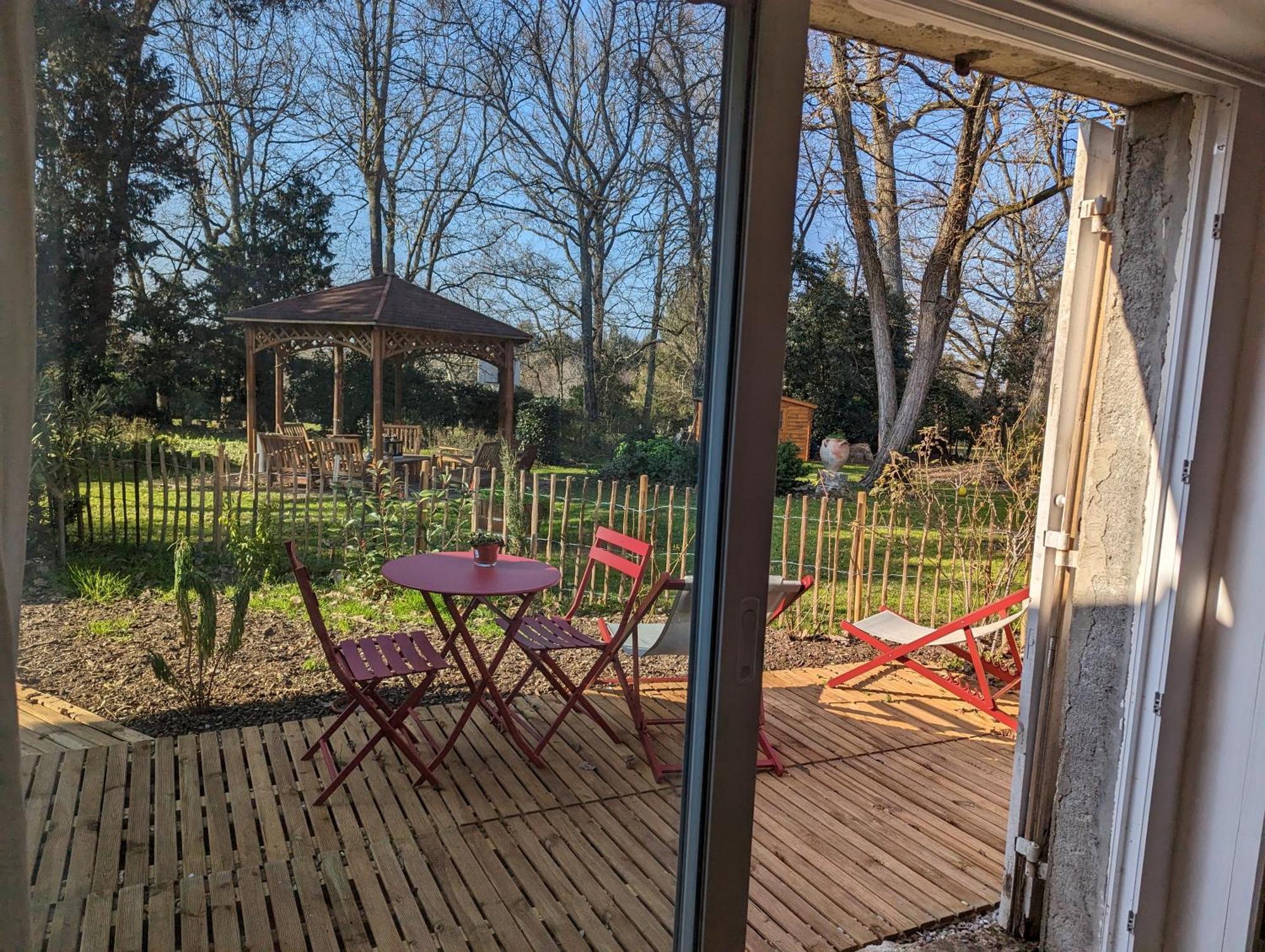 L'Annexe De La Verrerie Cognac Habitación foto